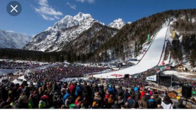 Moja velika želja je, da bi 1x v življenju doživela Planico in skoke, tisti občutek, ko cela dolina diha eno….tudi v živo.Zaradi finančnih in zdravstvenih težav žal tega do danes še nisem mogla.