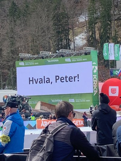 Slika zahvale Petru Prevcu, bila je njegova zadnja sezona tako da je bilo kar čustveno.