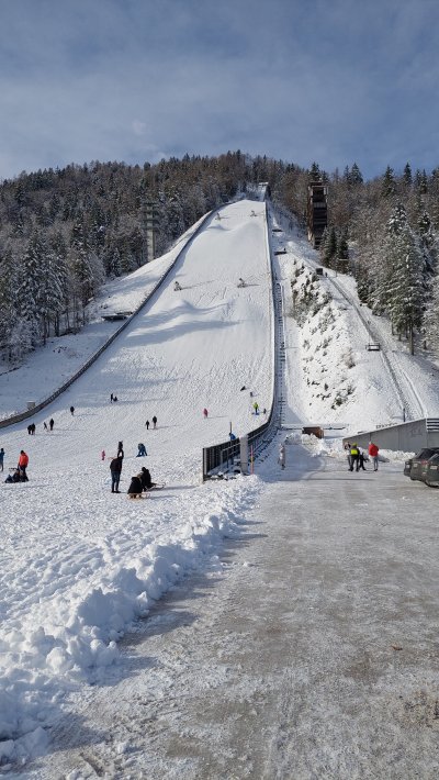 Super dozivetje z mojo veliko družino otroci vnuki ,da smo koncno enkrat na leto skupaj v druženju,držim pesti ✊️✊️❤️❤️Hwala 
