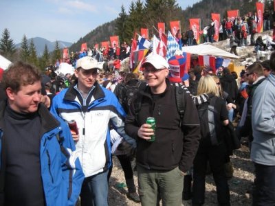 Pred 16 leti… Zgodnji jutranji pohod v Tamar in vrnitev v Planico ravno do začetka tekme