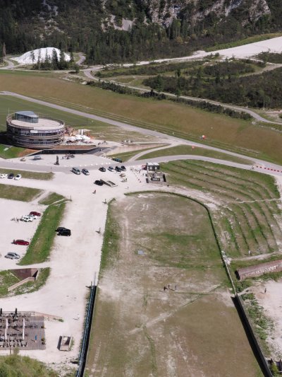 Poletni pohod v Planico in na vrh Letalnice bratov Gorišek.