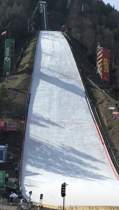 Noro, izjemno vzdusje v Planici. 