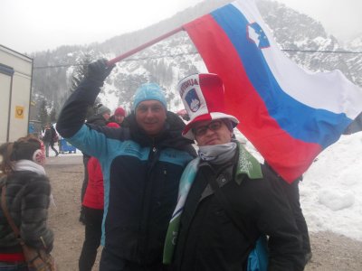 Sem redni obiskovalec Planice vsako leto,  že več kot 20 let zapored, zadnja leta je to družinsko doživetje, vsako leto ostane kaj v spominu, prilagam sliko, slikano v Planici s takrat še aktualnim predsednikom republike Slovenije, g. Borutom Pahorjem, tega trenutka ne bom pozabil nikoli.