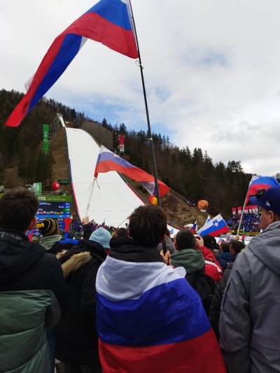 Noro vzdušje z neverjetnim in nepričakovanim SVETOVNIM rekordom.