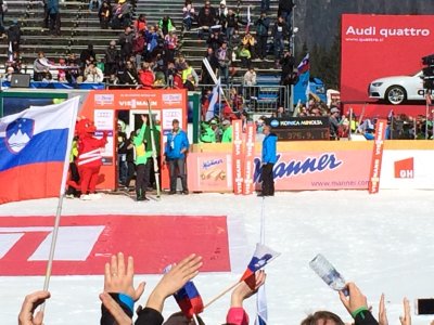 Najboljsi spomin iz Planice je bil ko je Peter Prevc osvojil globus , za smeh pa je poskrbel Robert Kranjec z naglavno masko orla