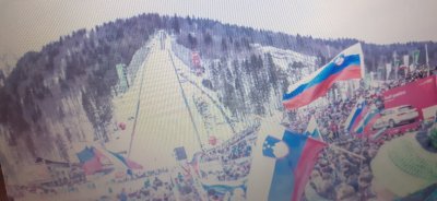 Najlepše doživetje, ko prideš zgodaj zjutraj še v mraku v Planico in pripelje avtobus godbenikov in zaigrajo Planica. Ni ga čez takega doživetja.Spremljanje skokov v živo pa je res nekaj najlepšega, če pa temu še pripomore vreme pa ja dan popoln.