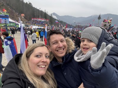 Najlepši spomin je bil iz preteklega leta ob spremjanju Domna, ko je podrl svetovni rekord. Uživala sta tudi oba sinčka. Neprecenljivo!