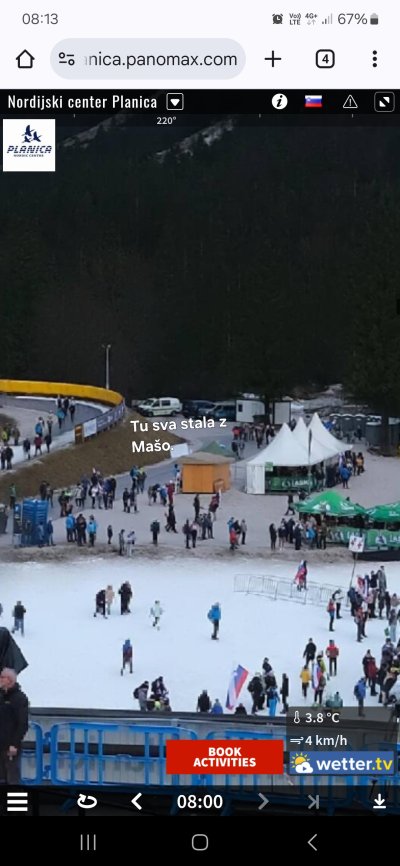 Z vnukinjo sva si lani ogledala tekmo in sva bila zelo navdušena. Tudi letos bi rada šla.