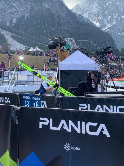 Fotografija japonske legende Noriaki Kasai, ko sem ga lahko videla od tako blizu, res noroo.