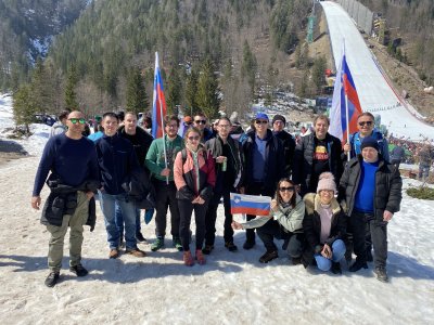 Nepozaben petkov obisk tekme v družbi sodelavcev. Prvič, a gotovo ne zadnjič! Planica, Planica...